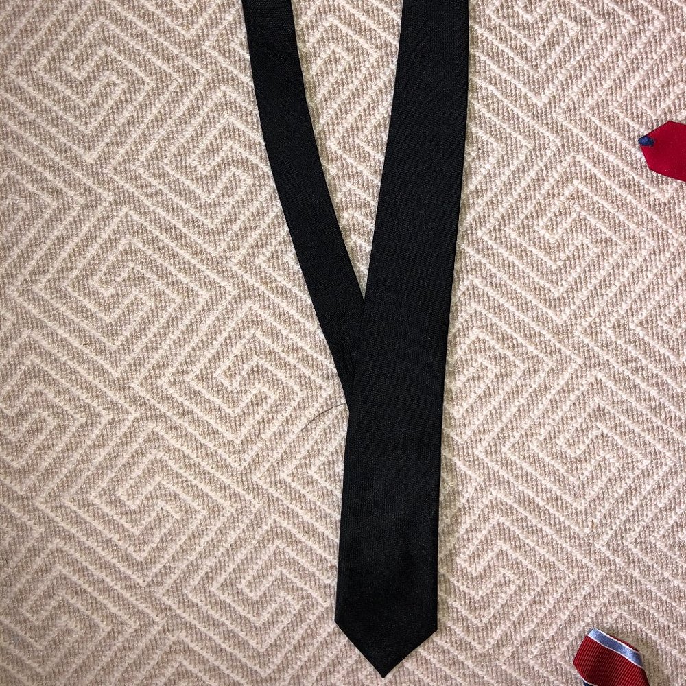black tie